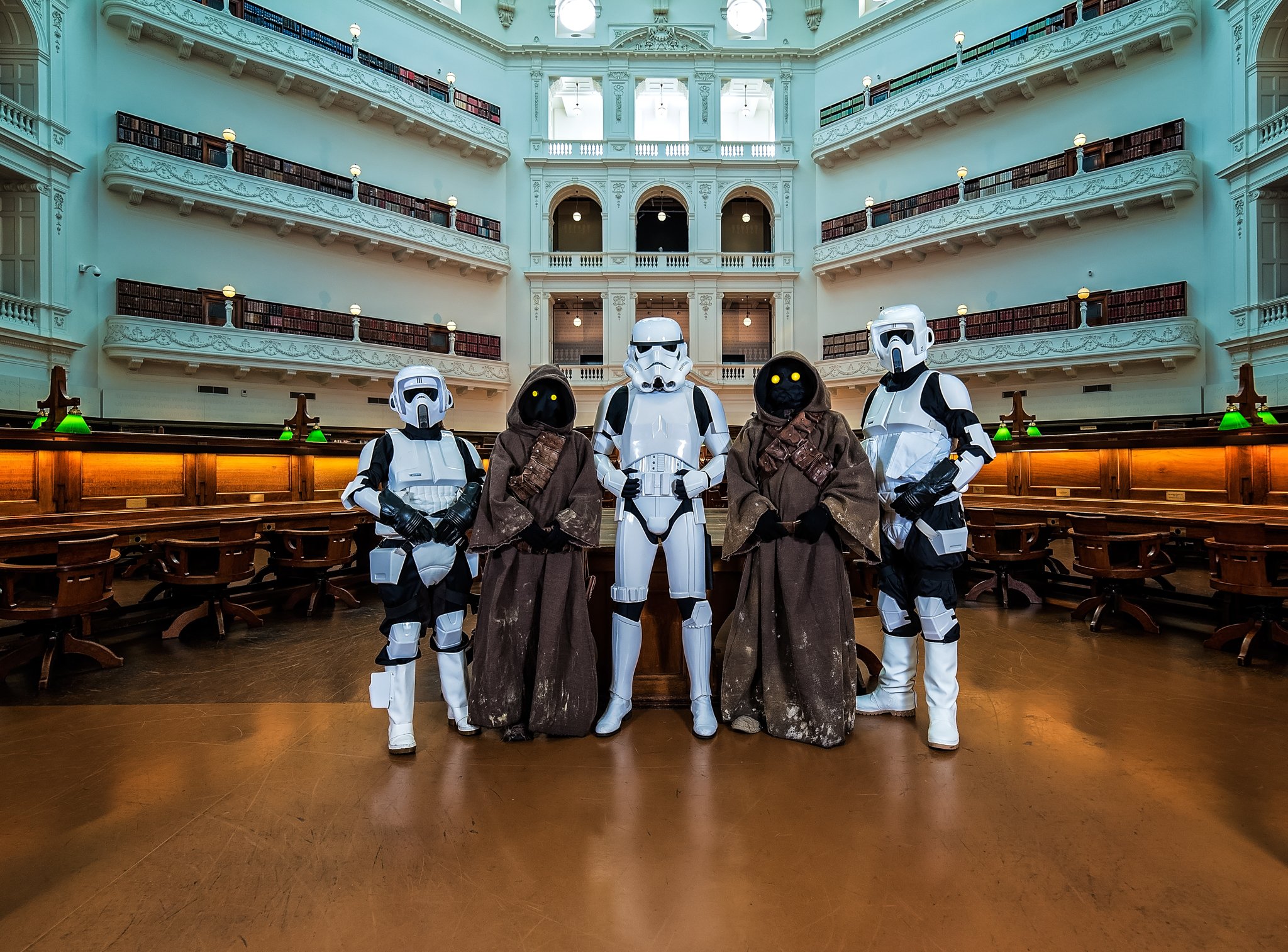 Shows Stormtrooper, Scouts & Jawas in the Domed Reading Room