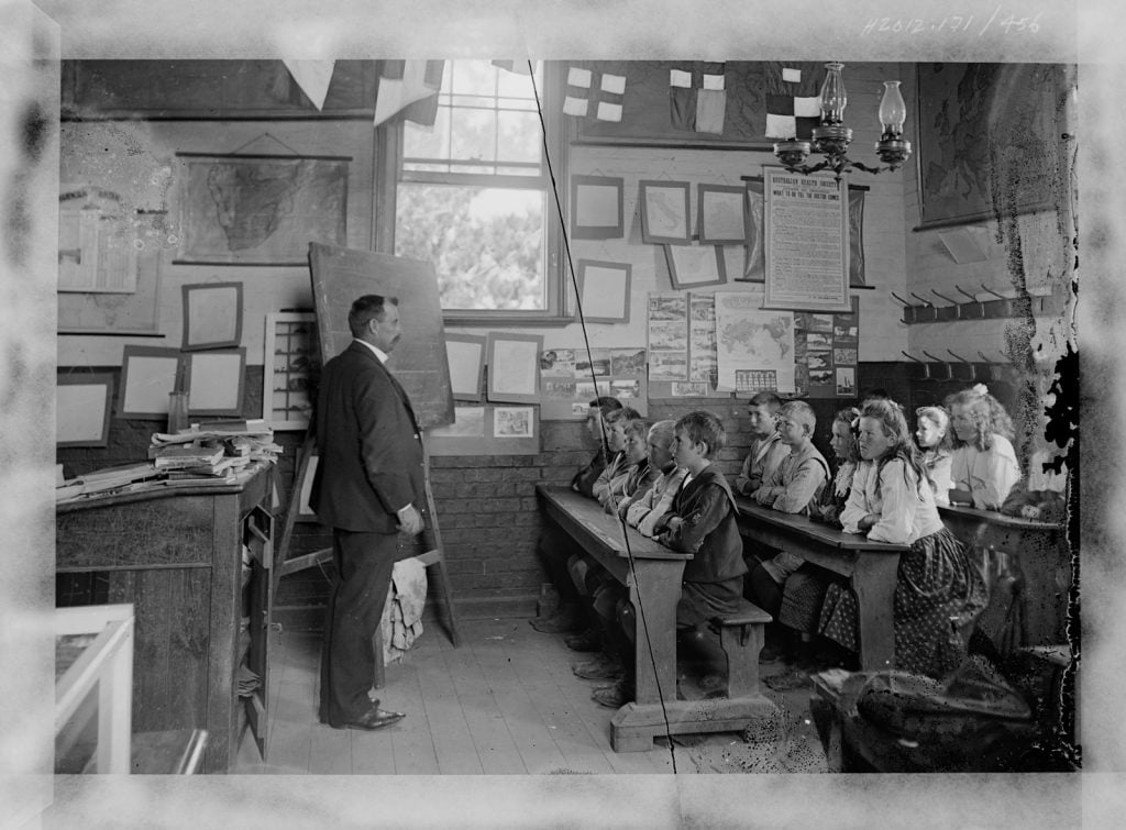 Photograph of 19th-century classroom
