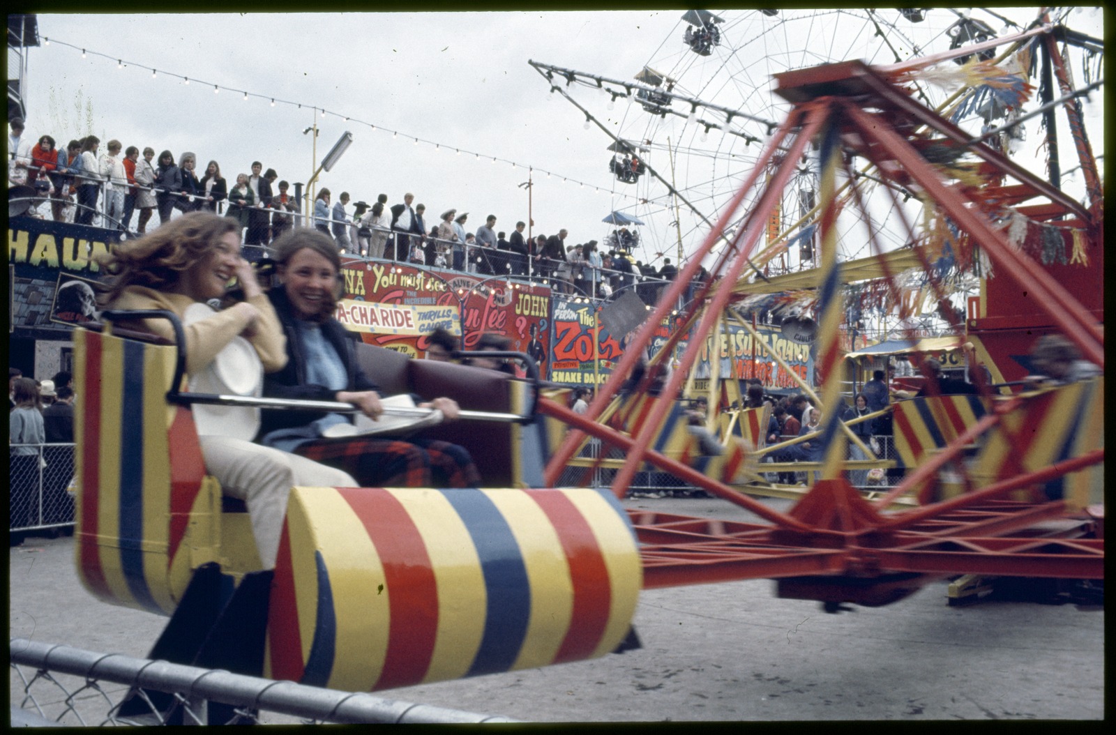 Sideshow Ride Ally State Library Victoria – The Show must go on!