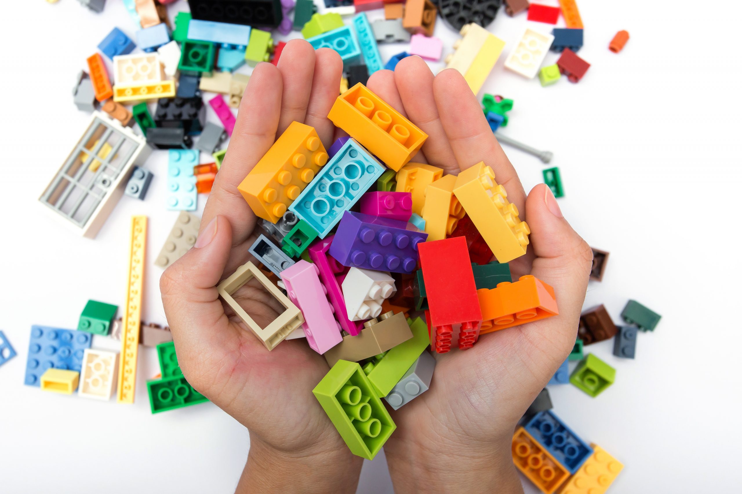 Colouorful Lego bricks of different shapes and sizes