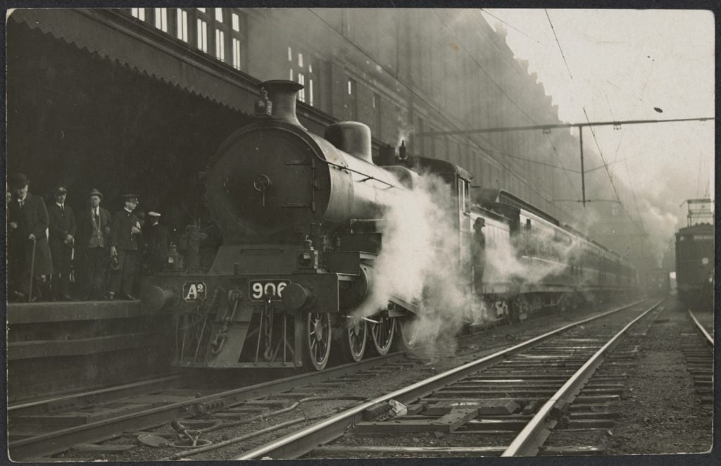 The first trip of the "Geelong Flier" from Flinders Street, 3 May 1926 H28686/11