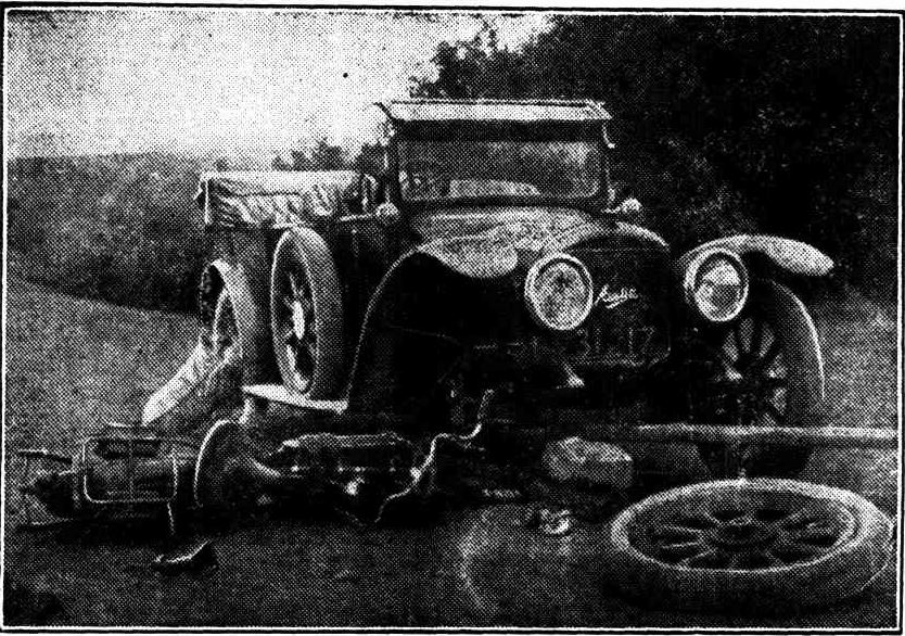 photo of car crash scene
